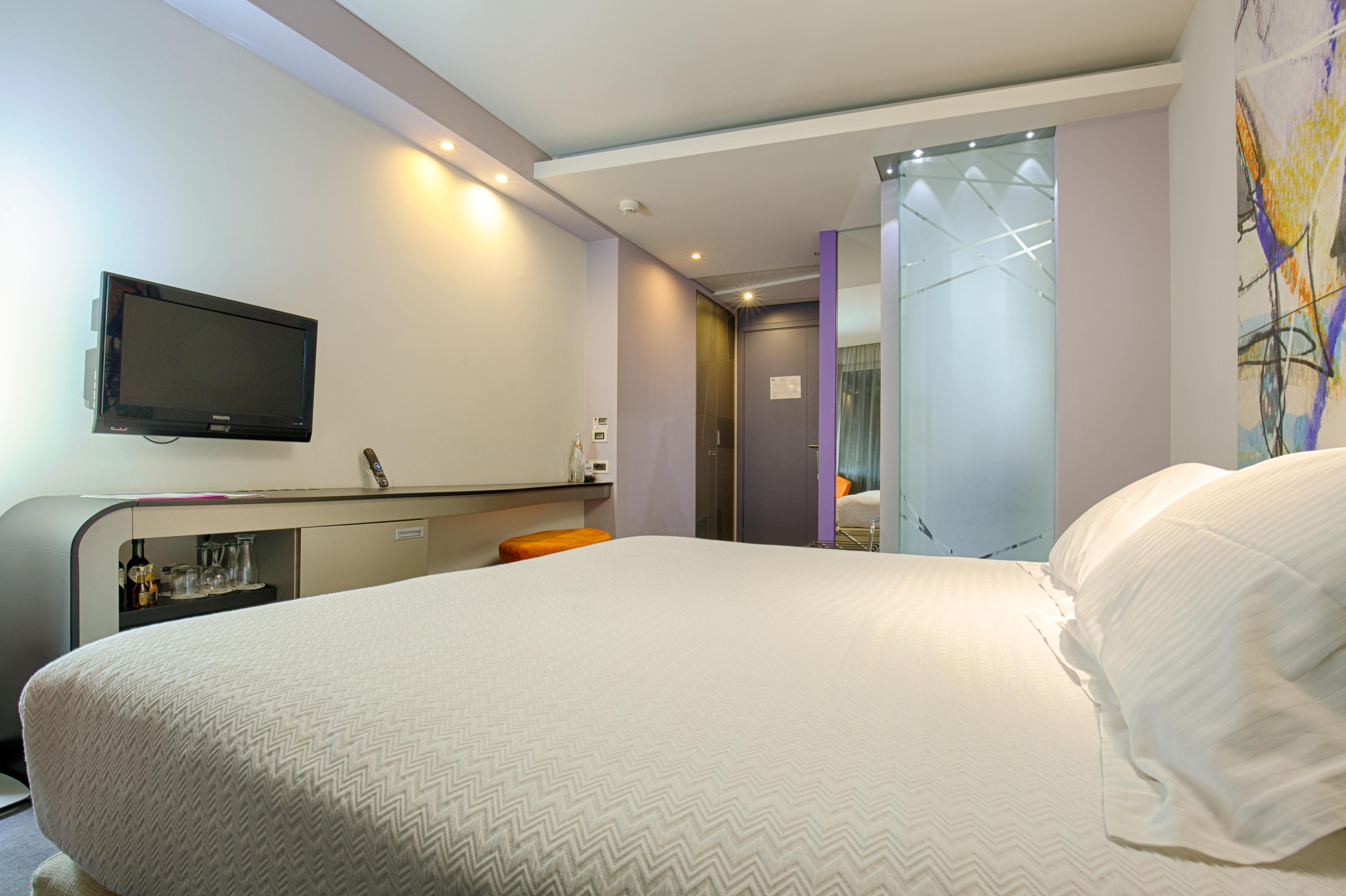 Golden Tulip Zira Belgrade Hotel Buitenkant foto
