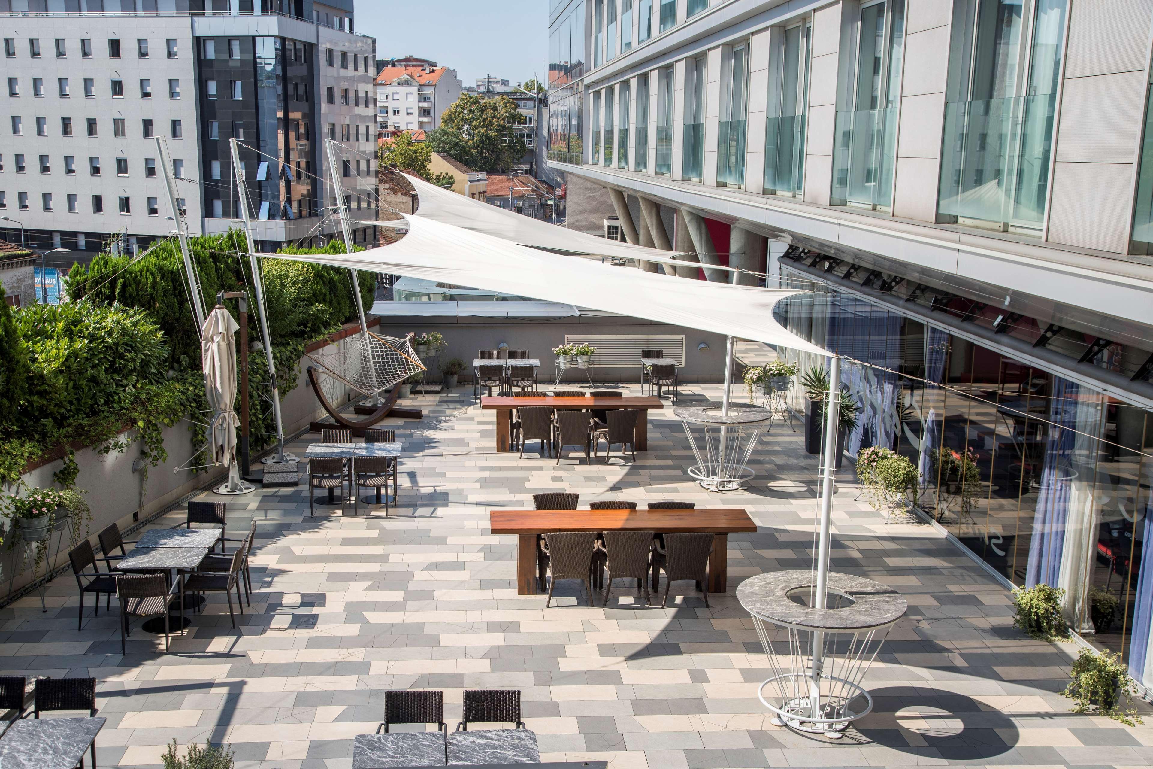Golden Tulip Zira Belgrade Hotel Buitenkant foto