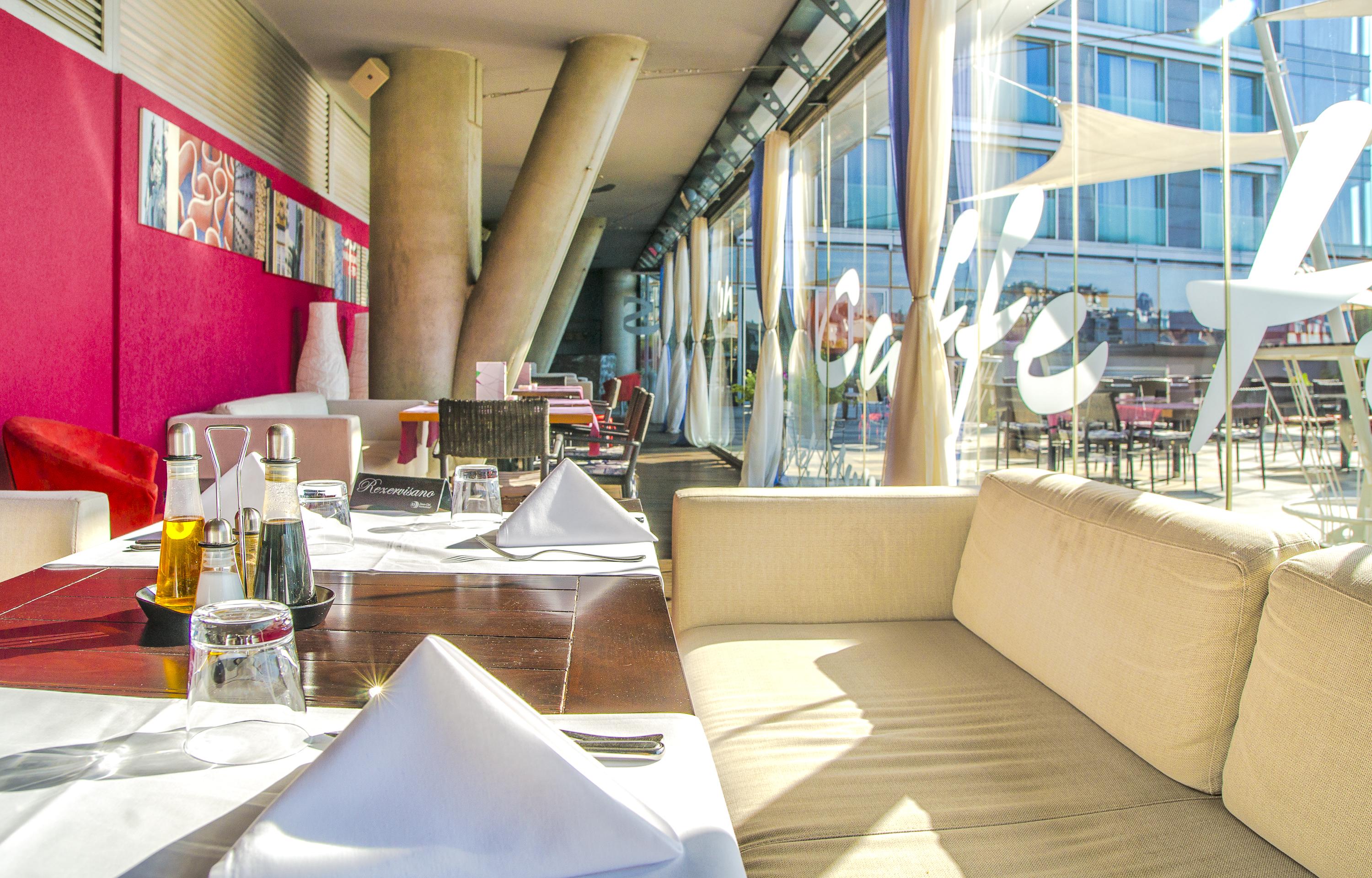 Golden Tulip Zira Belgrade Hotel Buitenkant foto