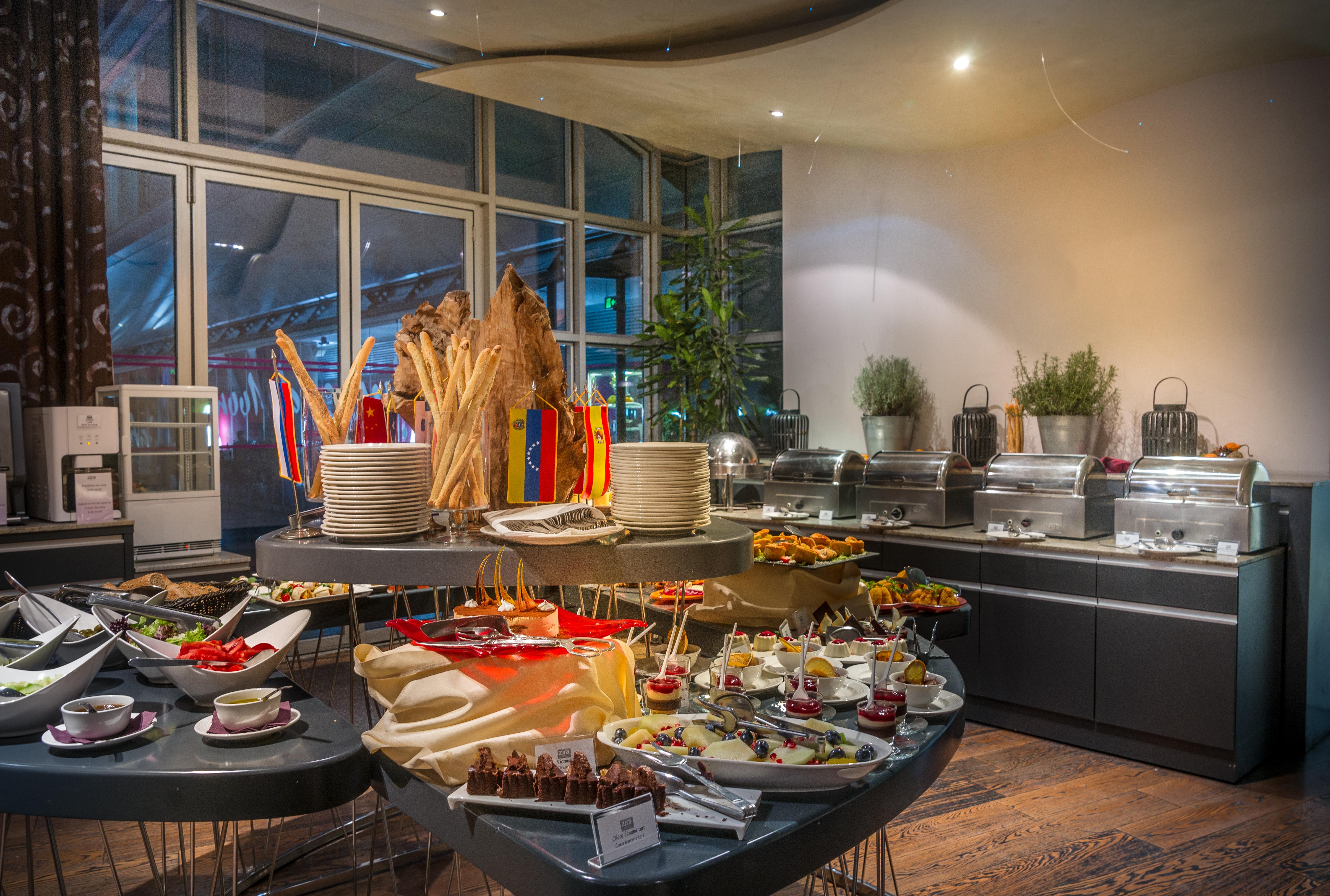 Golden Tulip Zira Belgrade Hotel Buitenkant foto